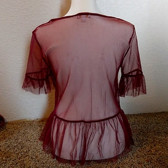 Lace application floral maroon peplum top size small - Picture 3 of 3